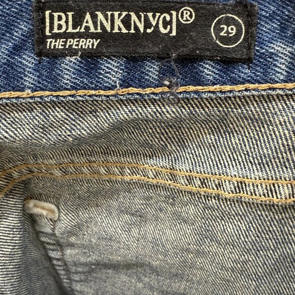 BlankNYC Shorts Womens 29 Blue Distressed The Perry Mom High Rise Denim Raw Hem - Picture 4 of 10